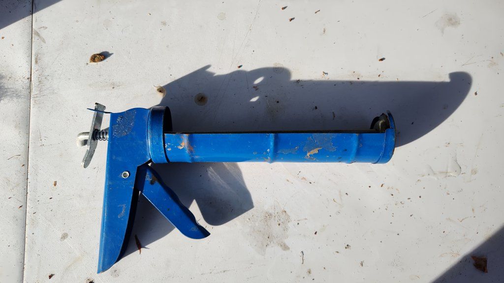 caulk gun