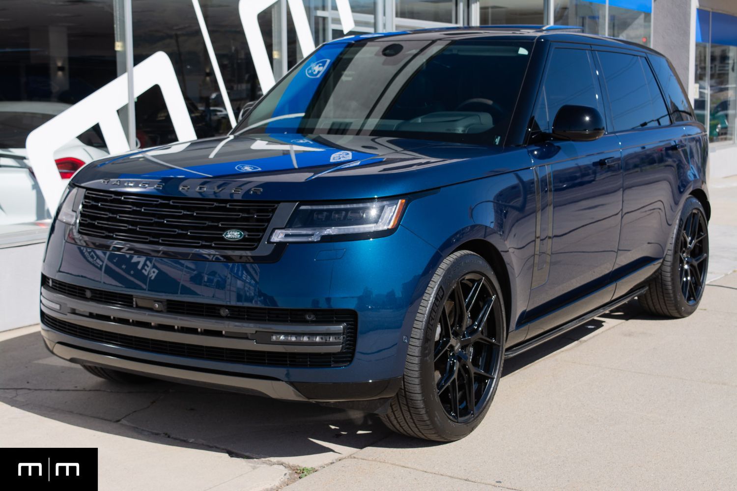 2025 Land Rover Range Rover P530 Autobiography LWB