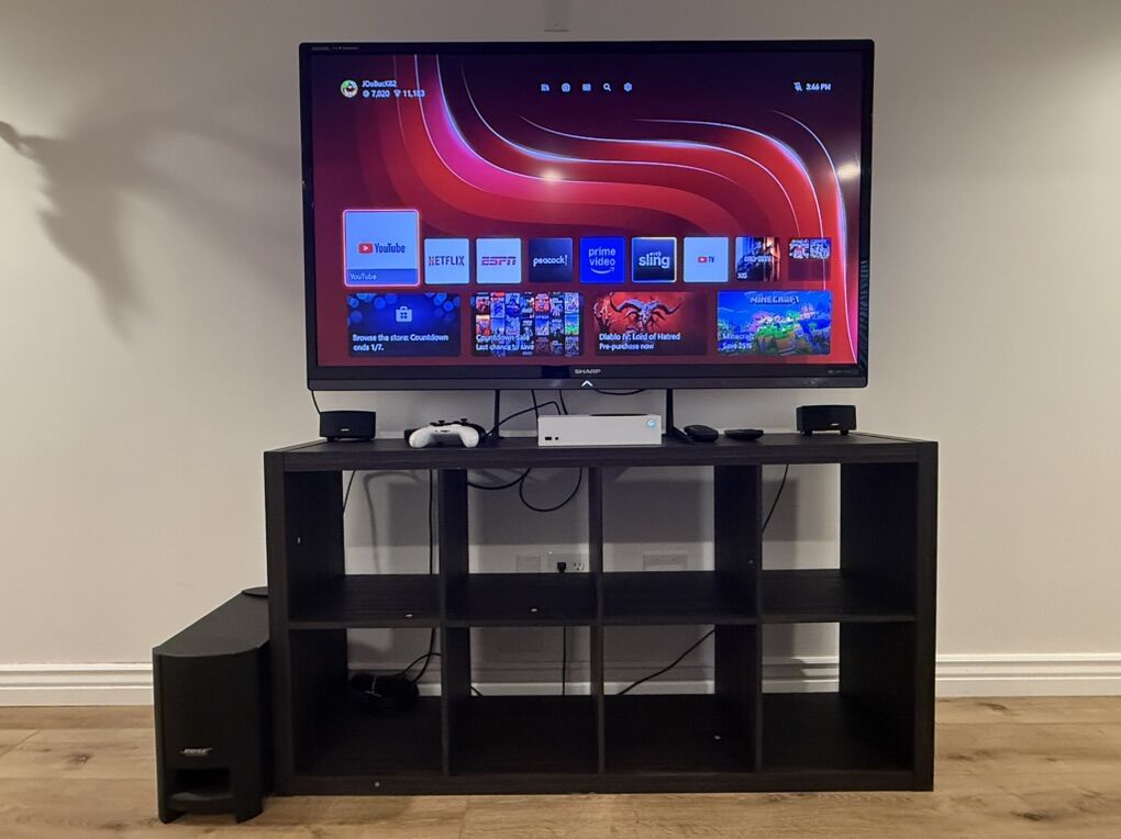 PRICE DROP!!!TV, XBOX, BOSE Srurround Sound System