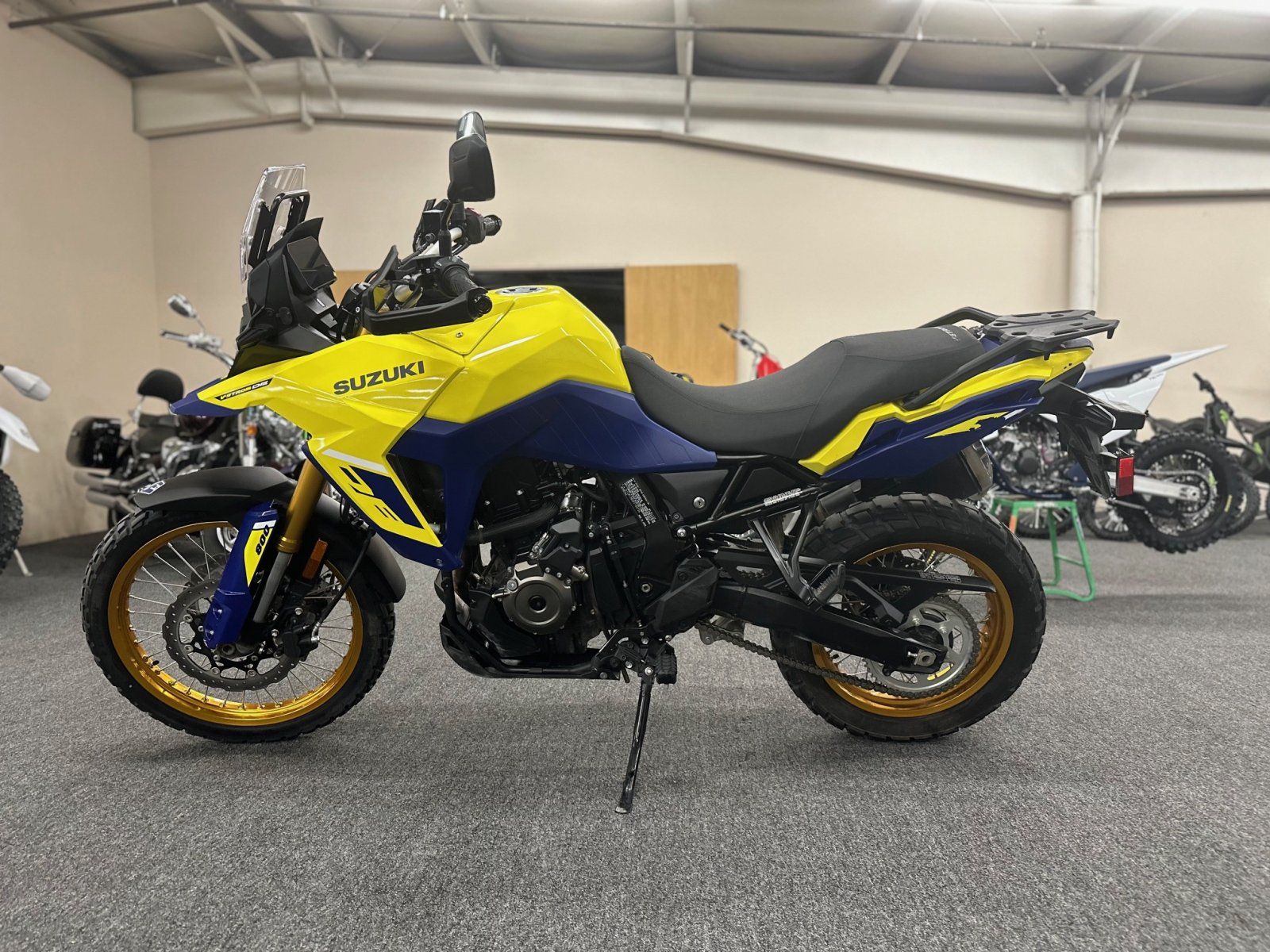 2024 Suzuki V-STROM 800DE