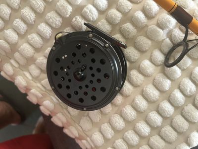 Fly reel