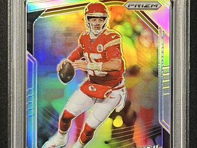 2025 Prizm Patrick Mahomes II #26 Silver Prizm PSA 10 Gem Mint Kansas City Chiefs