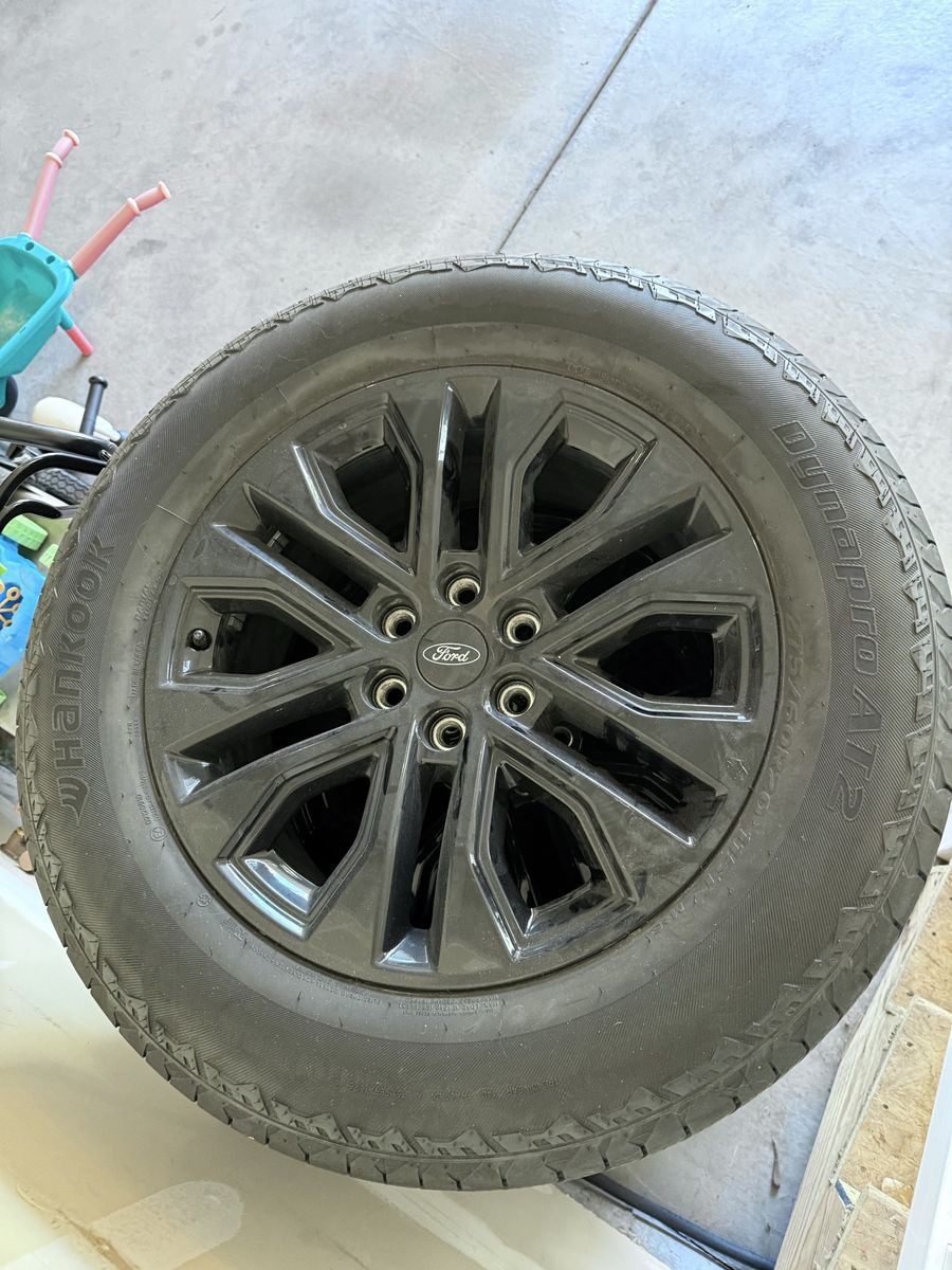 OEM Ford 20" Black Wheels with Hankook Dynapro AT2 275/60R20 Tires