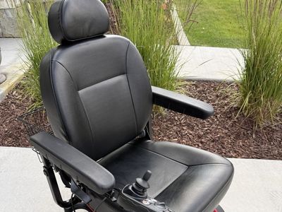 Jazzy Select Elite Red Power Wheelchair Scooter with Basket - Rarely used.