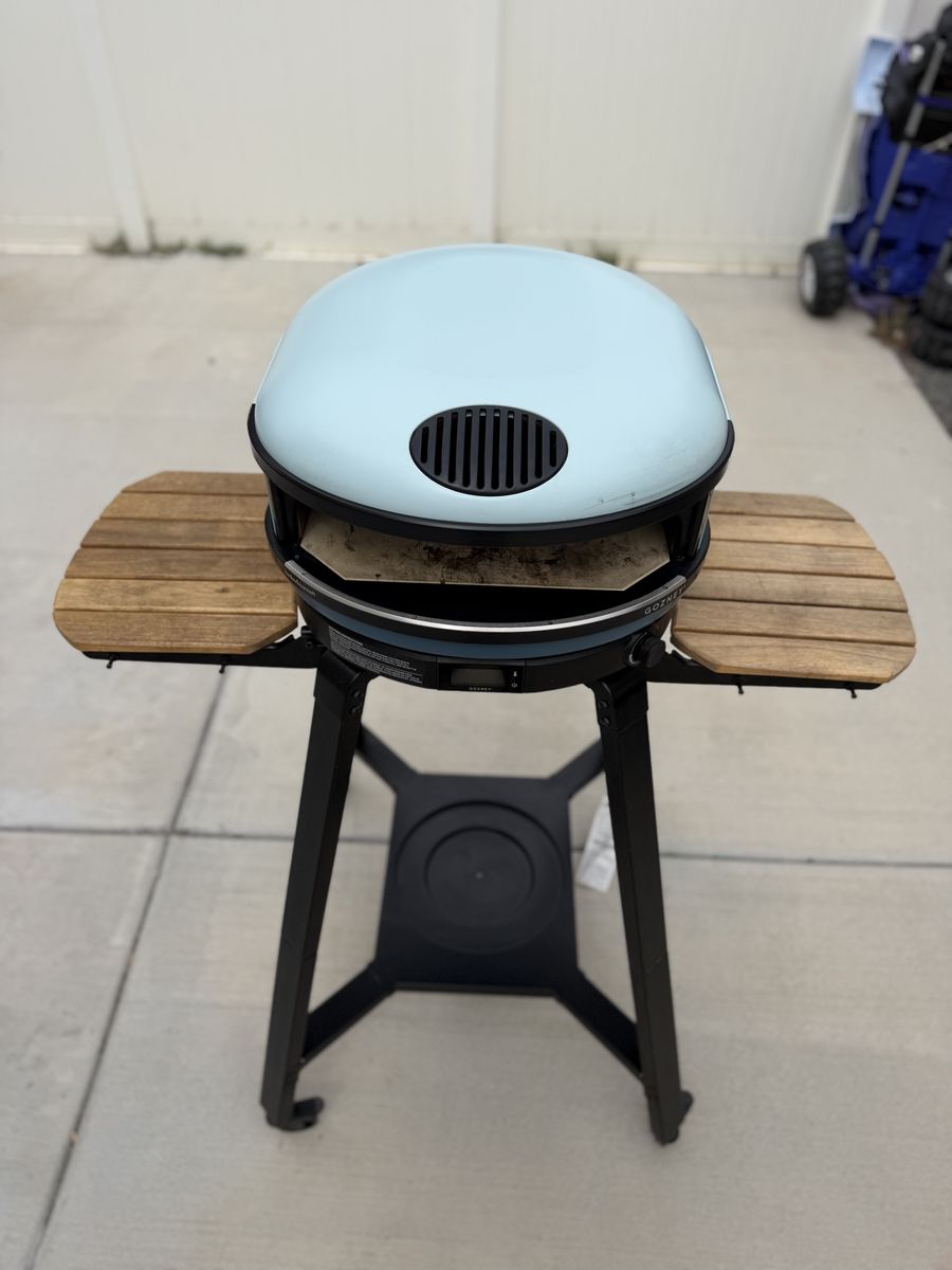 Limited Edition Hedley & Bennett x Gozney Tread Pizza Oven + Venture Stand - Excellent