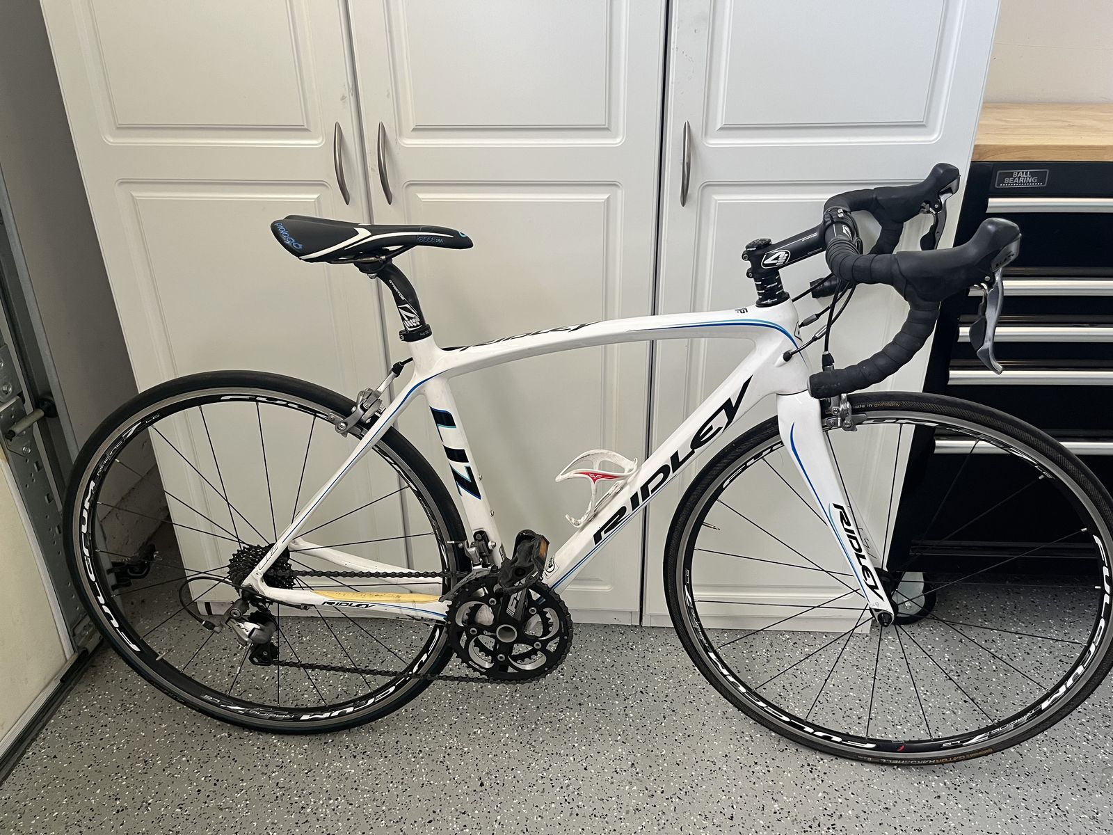 Ridley Liz Womens Carbon Frame Bike - Fits 5'0" to 5'4"