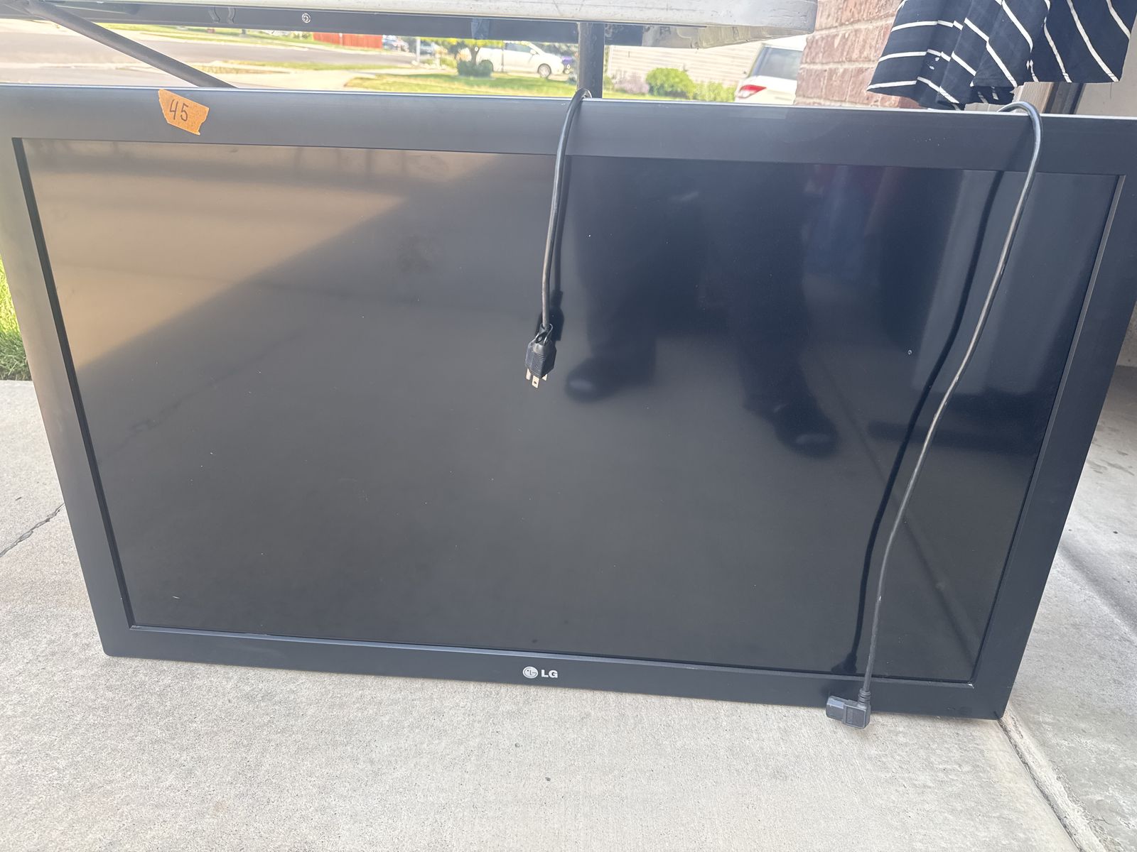 LG TV