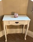 Distressed Side Tables (set)