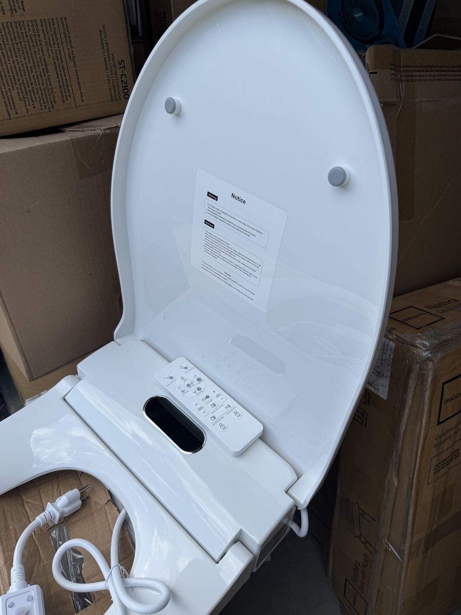 Electric Smart Bidet Toilet Seat with Wireless Remote & Heated Seat - White