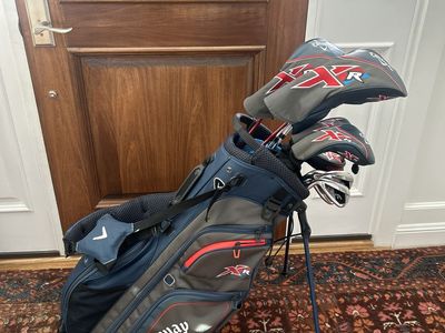 Callaway XR Golf Club Set w/ Stand Bag - Driver, Woods, Irons, Putter, Headcovers