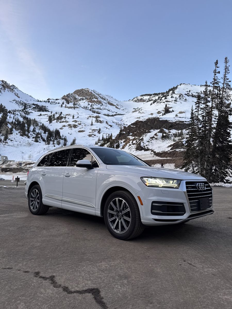 2019 Audi Q7 quattro Premium Plus 55 TFSI