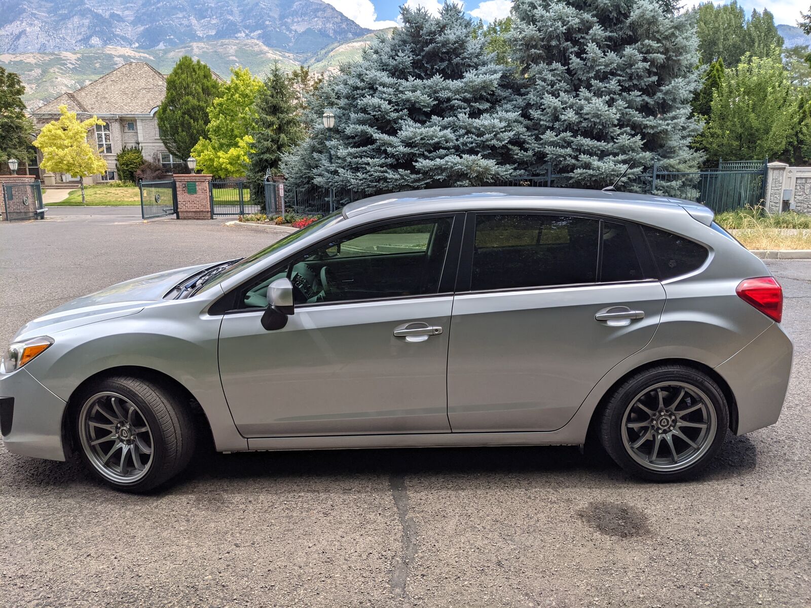 2013 Subaru Impreza 2.0i Premium