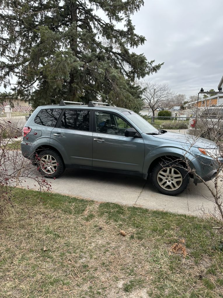2010 SUBARU FORESTER 2.5X