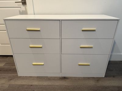 Brand New Modern White 6 Drawer Dresser