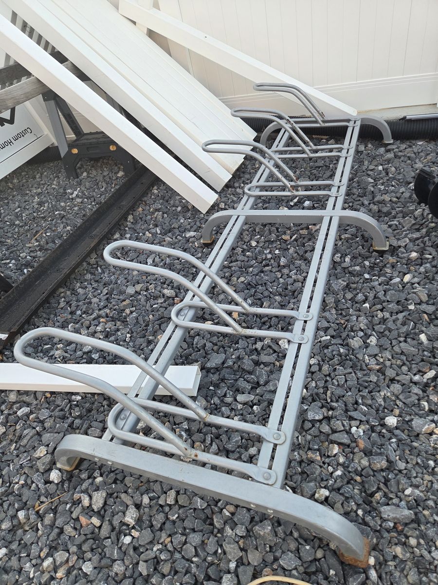 Commercial grade bike stand/bike rack