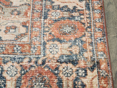 Rug ~ 8' x 10' (7'10" x 10'6")