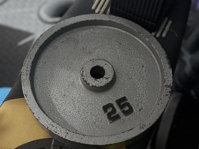 Weights, 10's, 25's, 50's