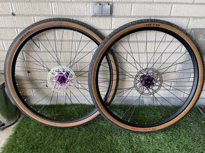 650 Wheelset With Tires & Rotors (xd)