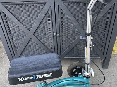 Knee scooter in great condition