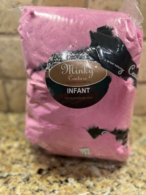 Minky Couture Hugs Infant Blanket - Taffy Pink - New in Plastic