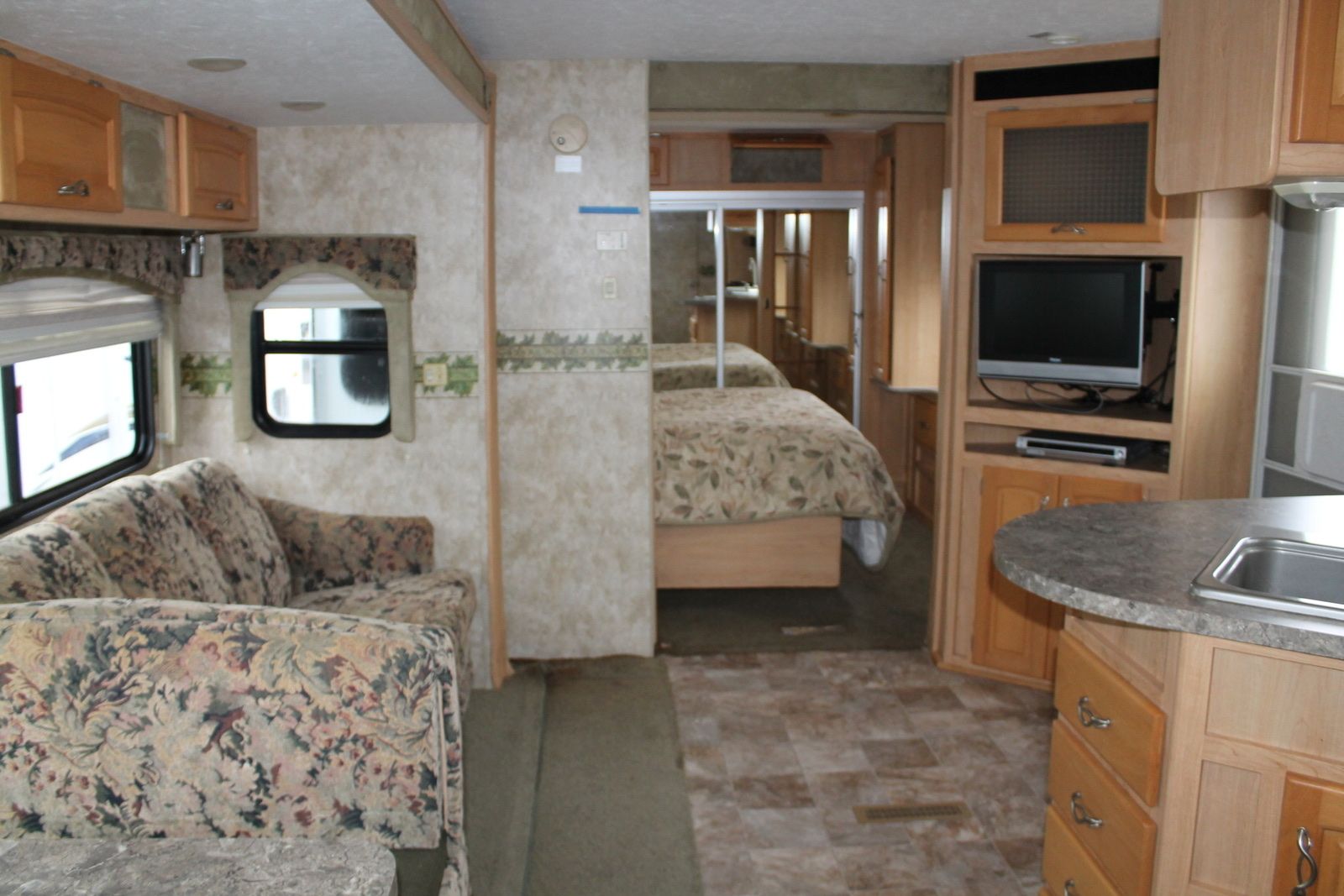 Main image 2