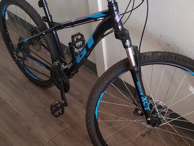 Laguna GT Pro Mountain bike