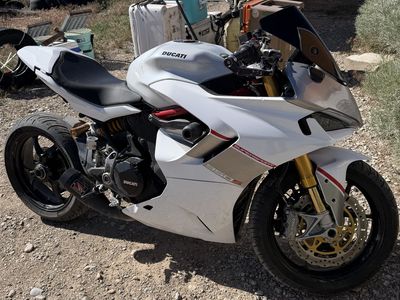 2021 Ducati SuperSport 950