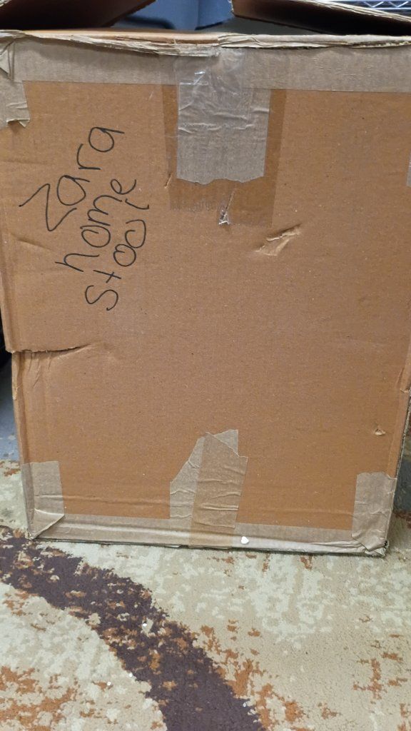 Main image 6
