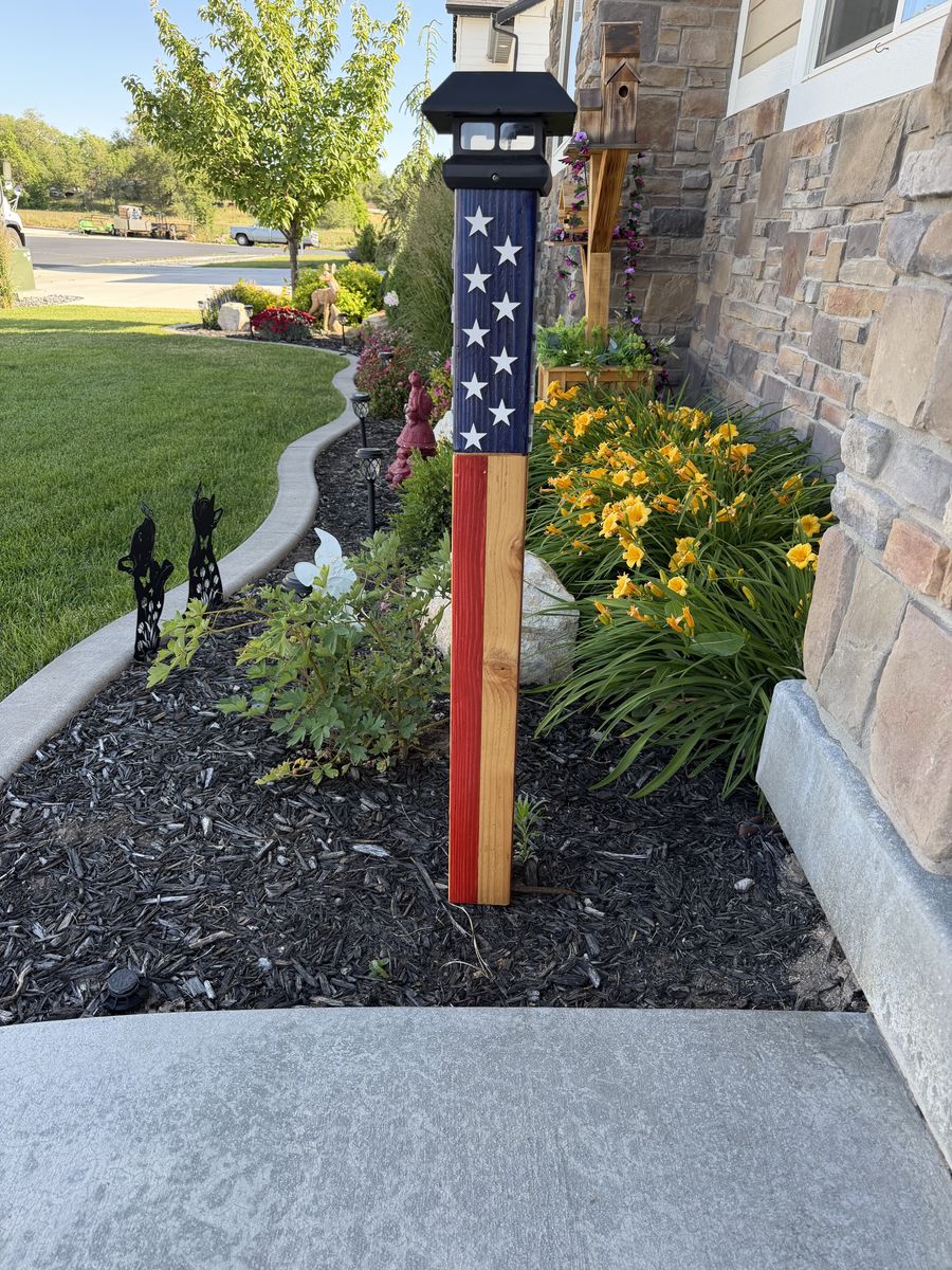 Lighted Flag Post