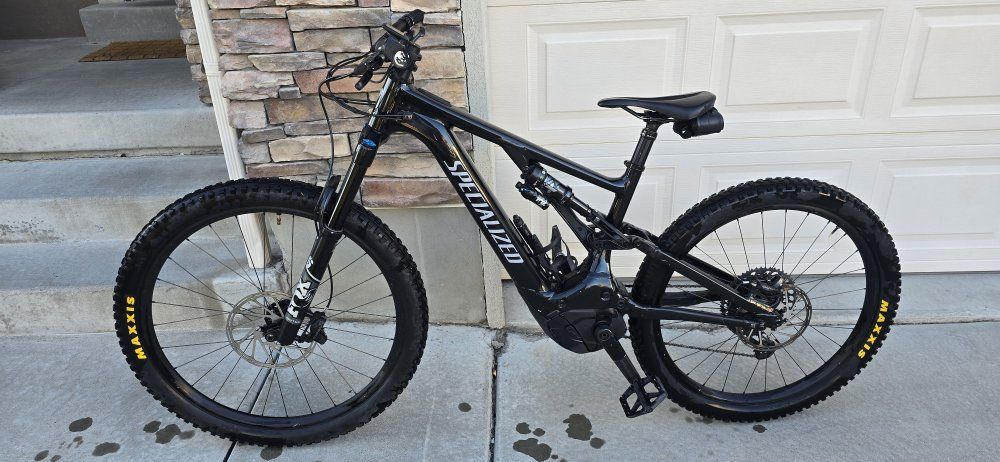 2022 Specialized Turbo Levo Comp (S4)- e-bike