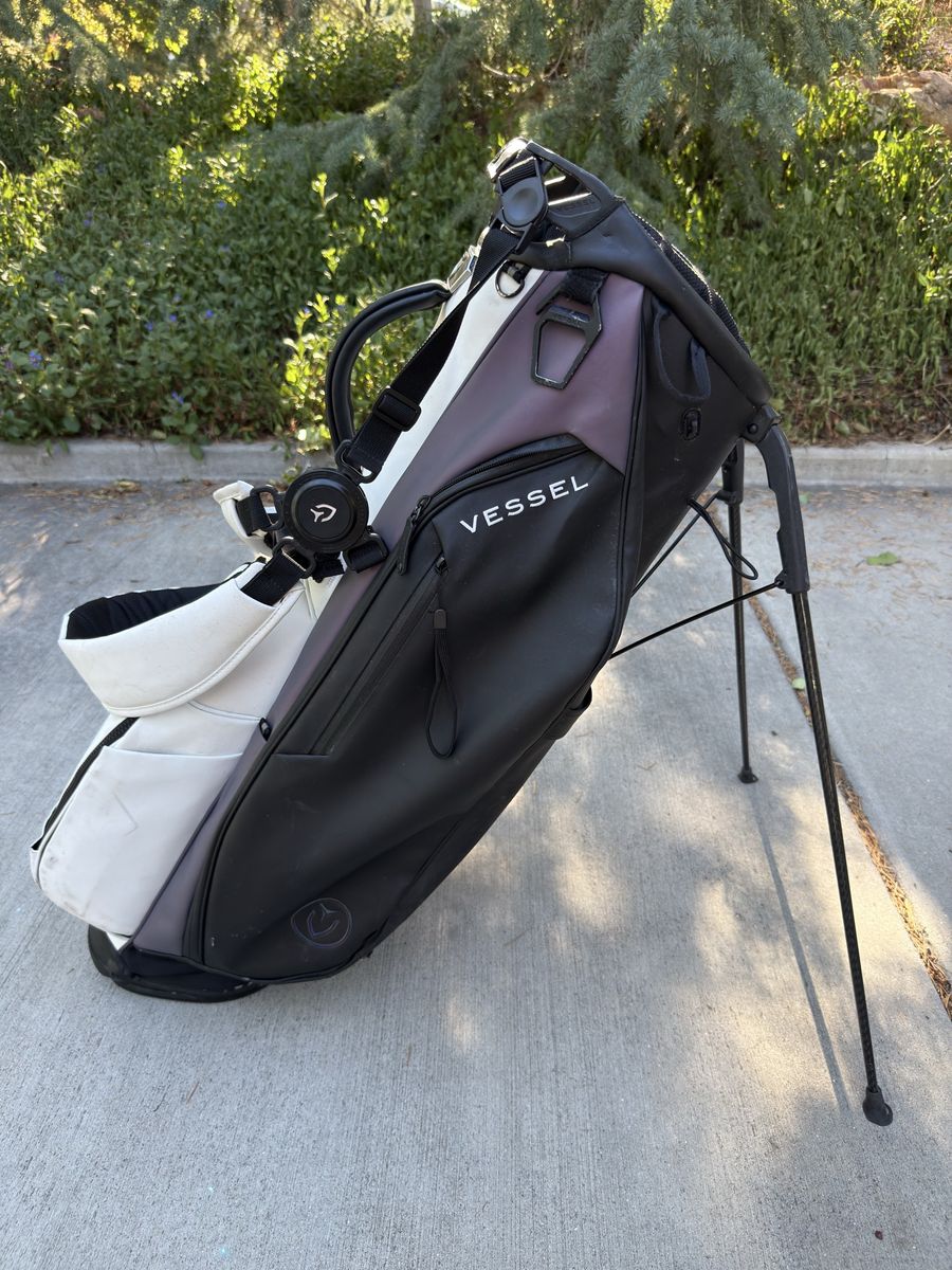 Vessel Player IV Pro Astral Stand Golf Bag, 14-Way Top, Double Strap