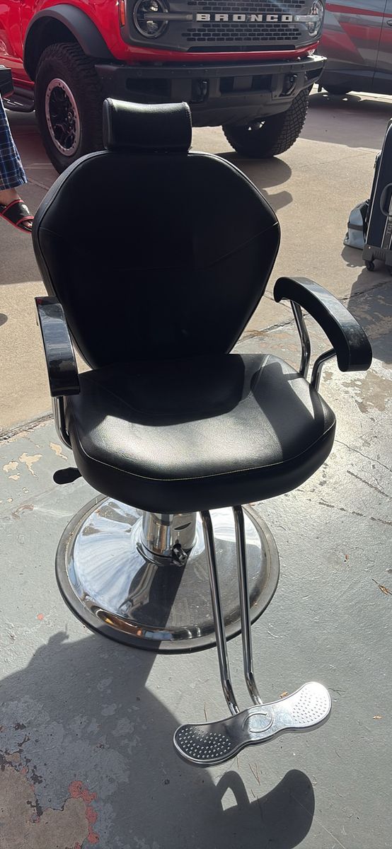Salon Chair