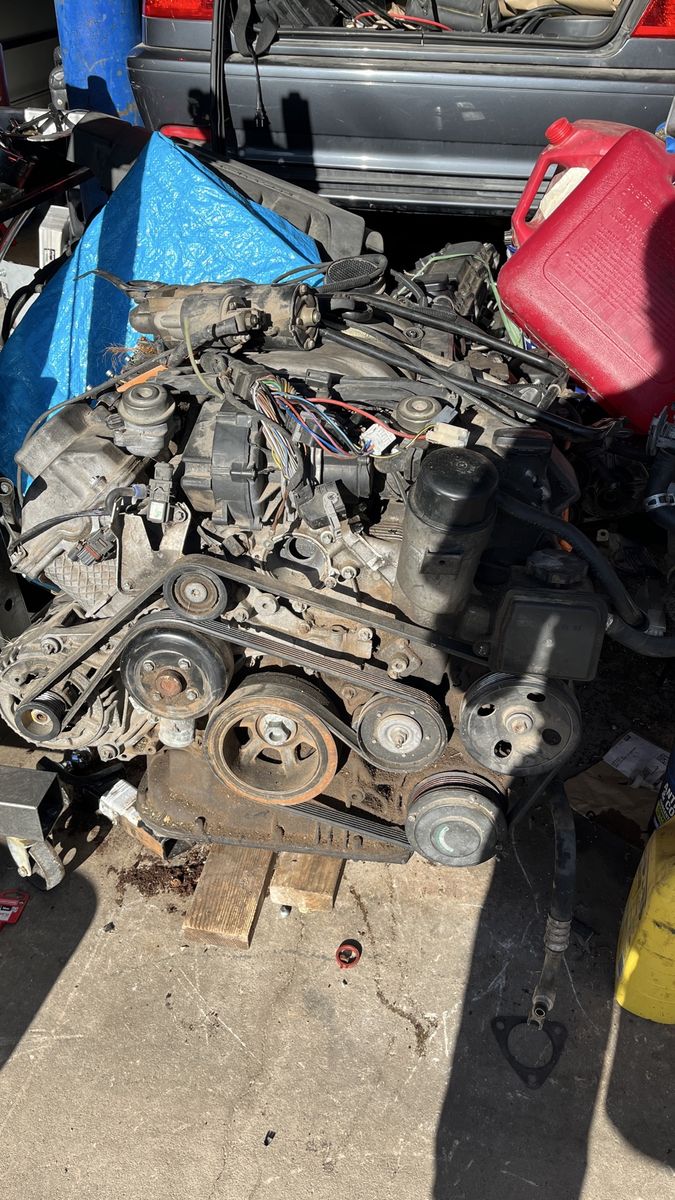 2005 e500 v8 engine