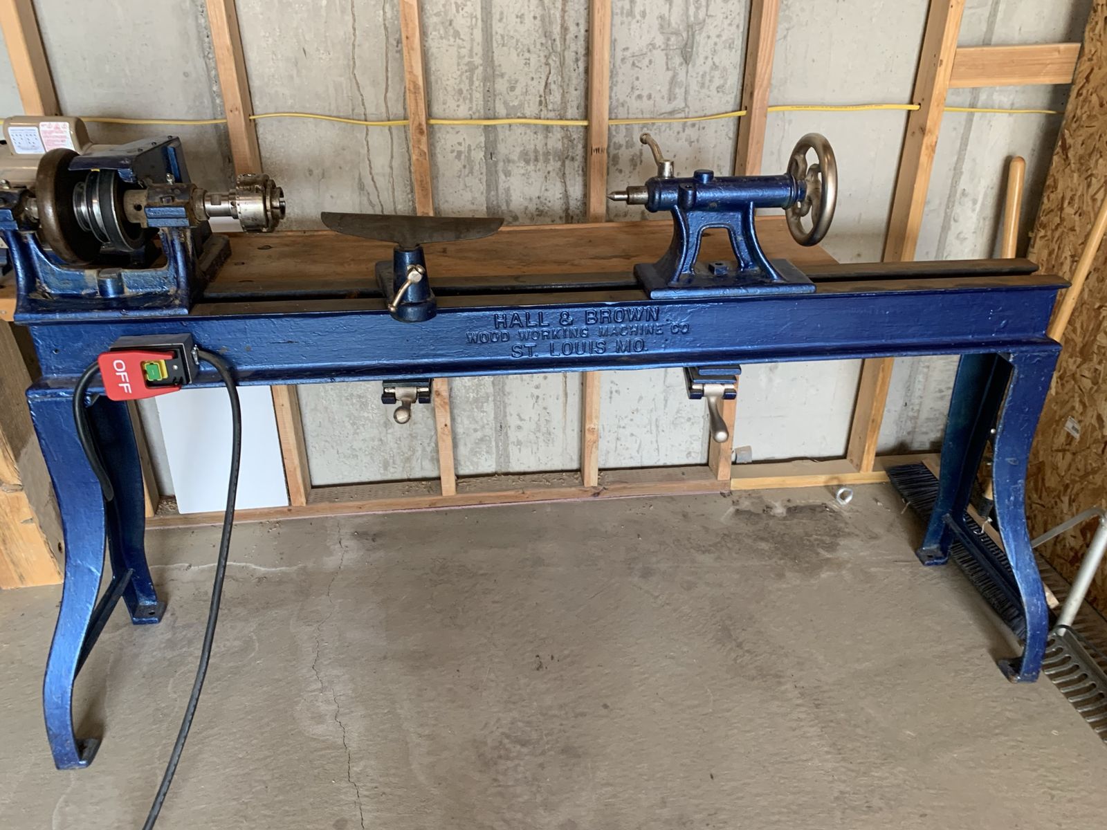 42” wood lathe