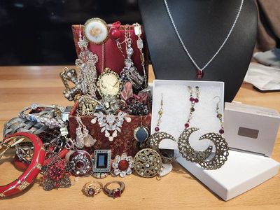 meet Royalty. Mixed Lot Vintage & Modern Jewelry - Necklaces, Earrings, Bracelets, Rings - Anne Klein and Avon included