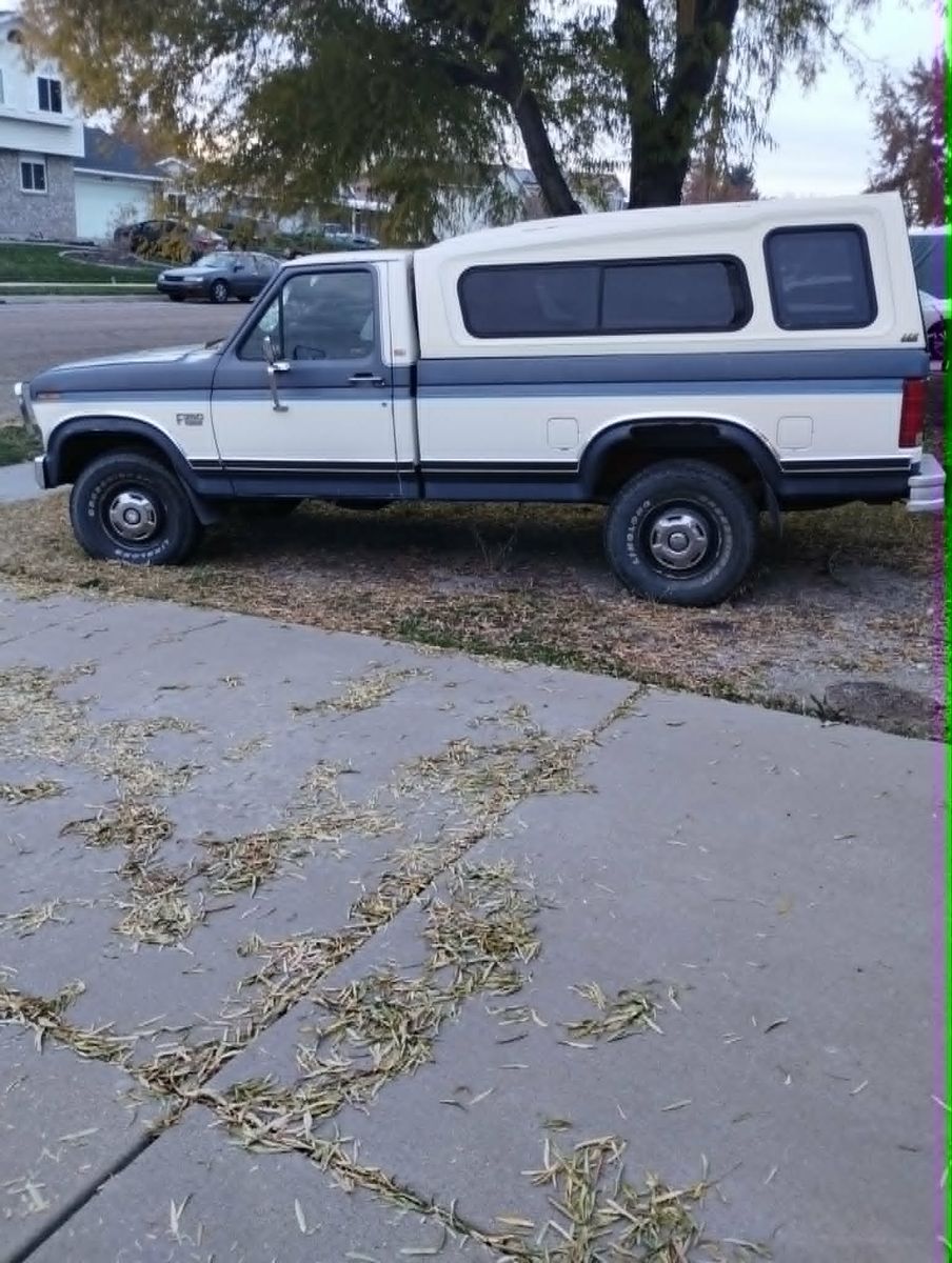 1986 Ford F-250 XLT