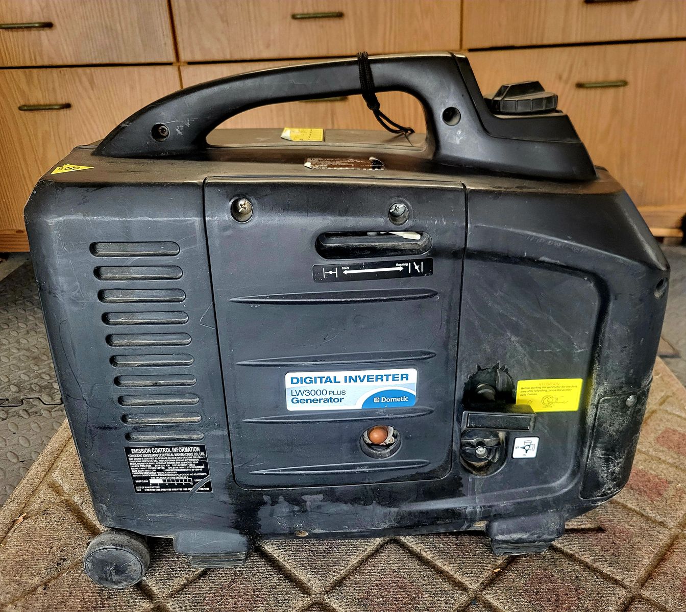 Dometic LW3000Plus Inverter Generator