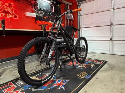 COMMENCAL FRS Essential – Large DH Bike