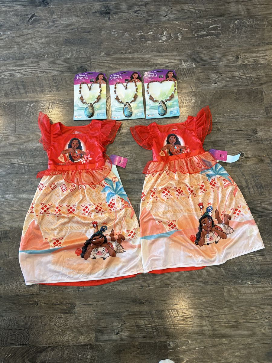New Disney Princess Moana Dress-Up Nightgown & Necklace Set - Girls' S(6/6X) & XS(4/5)