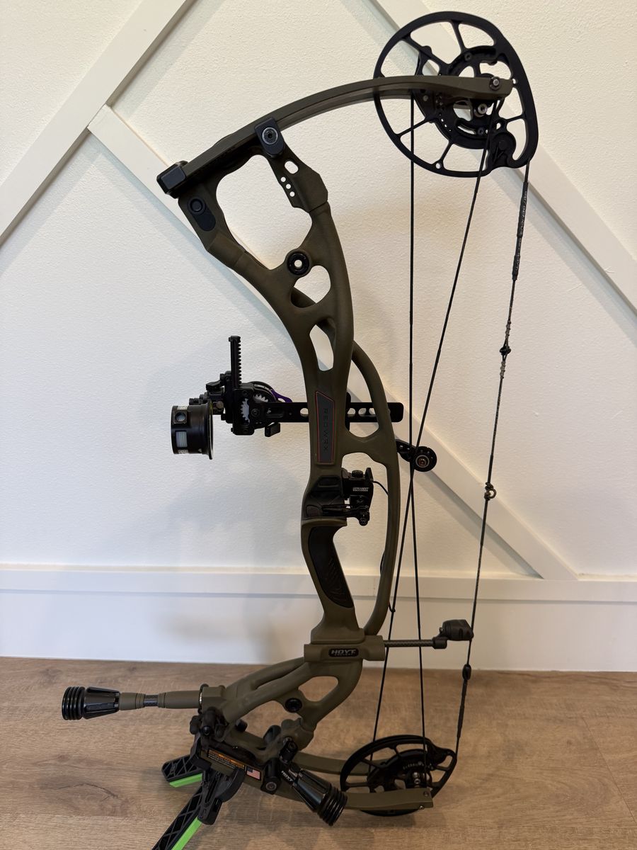 Hoyt Carbon RX-5