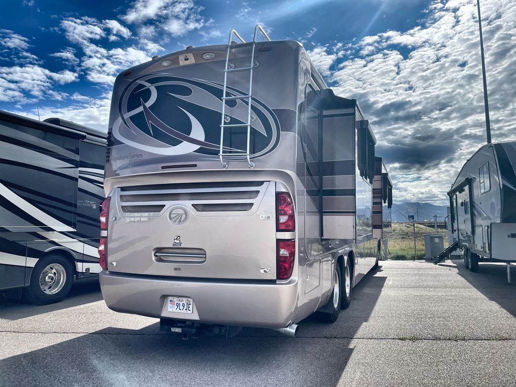 Used 2006 Monaco Signature Series 42 Chateau IV