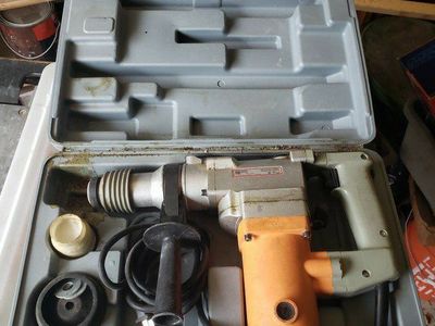 CHICAGO 1 Inch Rotary Hammer Drill Model 41983 & 5 long bits No Probs