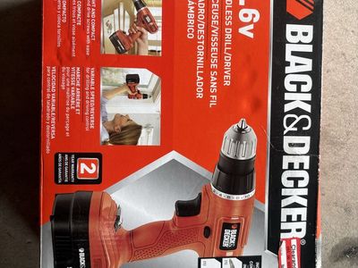 Black & Decker GC960 9.6V Cordless Drill/Driver - Lightweight & Variable Speed