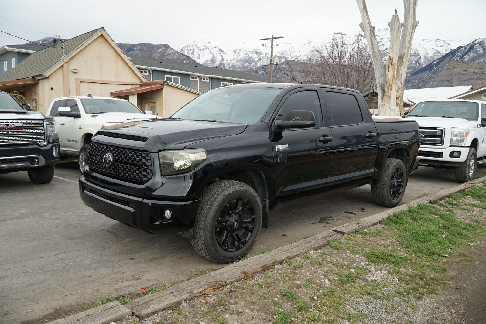 2014 TOYOTA TUNDRA Platinum
