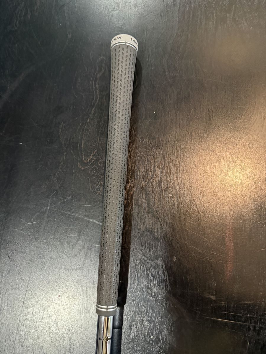 Main image 7
