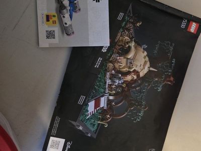 LEGO Star Wars 75330 and 75391 and 76421 set