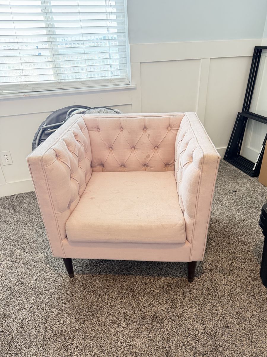 Pink Tufted Accent Armchair with Wooden Legs