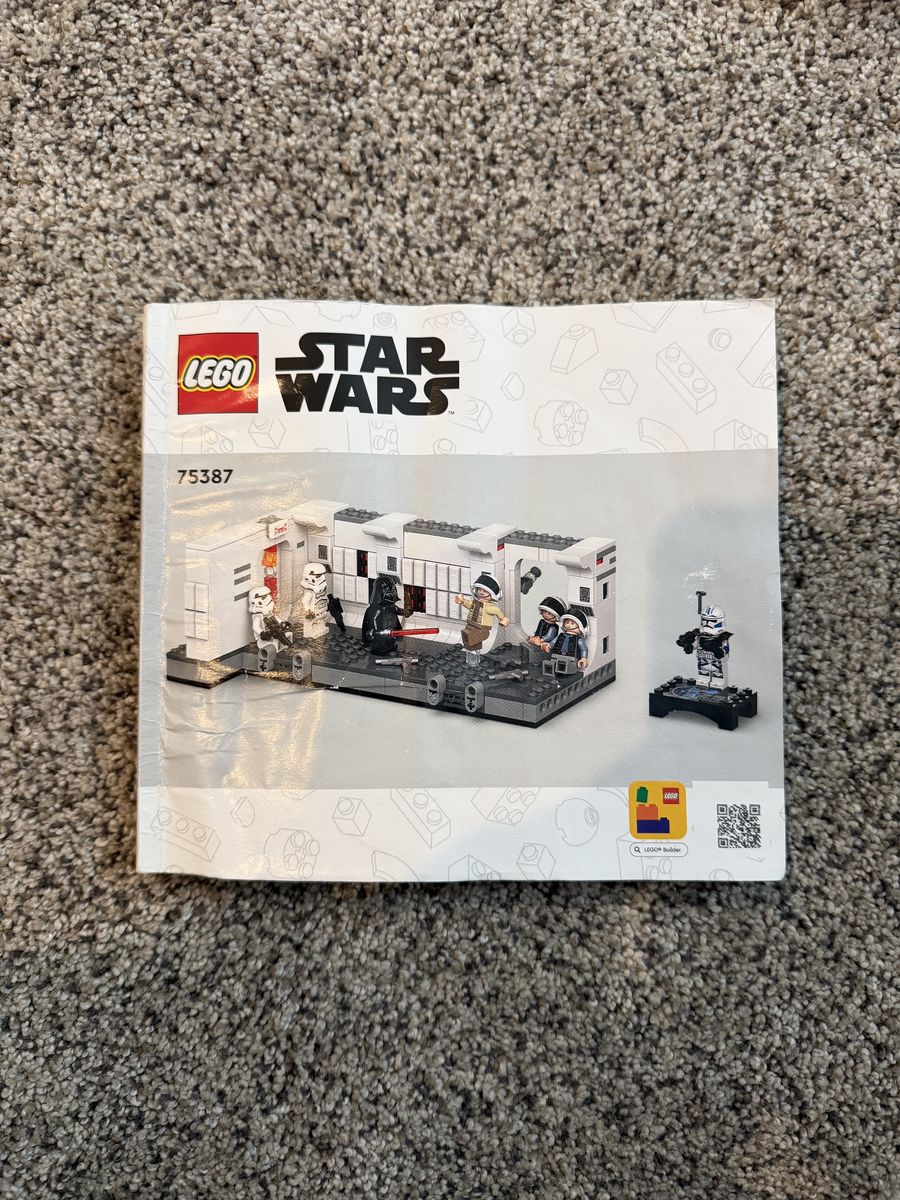 LEGO: Boarding the Tantive IV (Retired set)