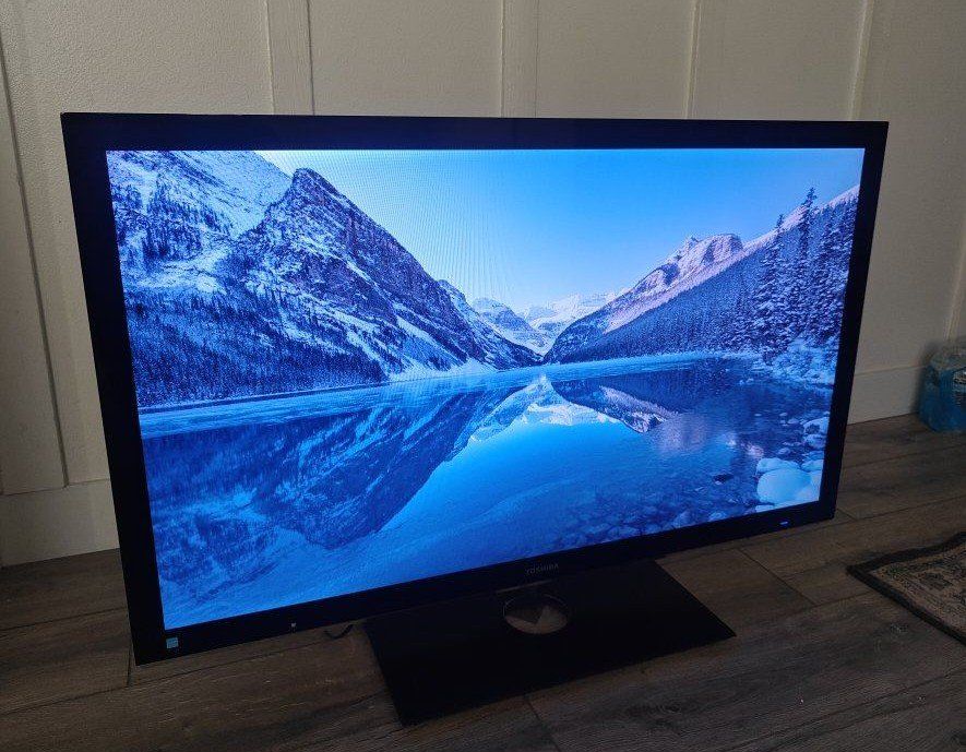 Toshiba REGZA 46WX800U 46" LED 3D TV - Works Perfect – Great Picture!