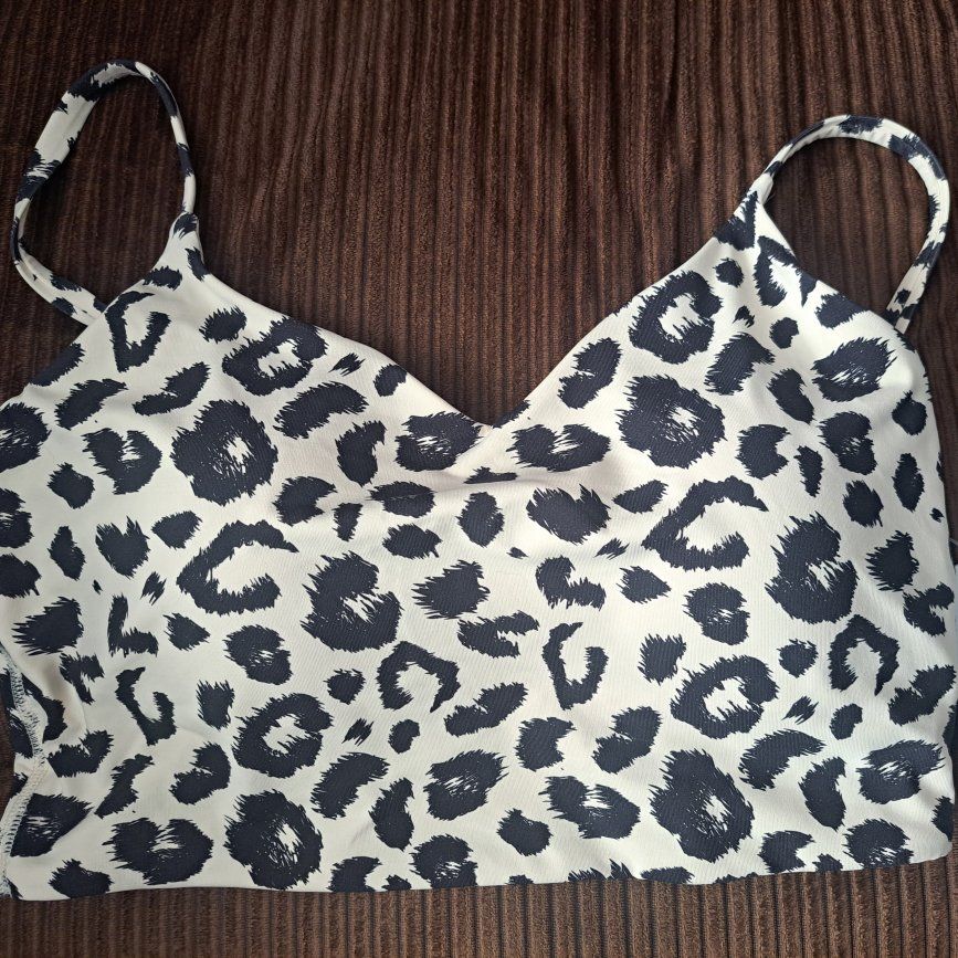 Brand new Crz Yoga swimsuit top